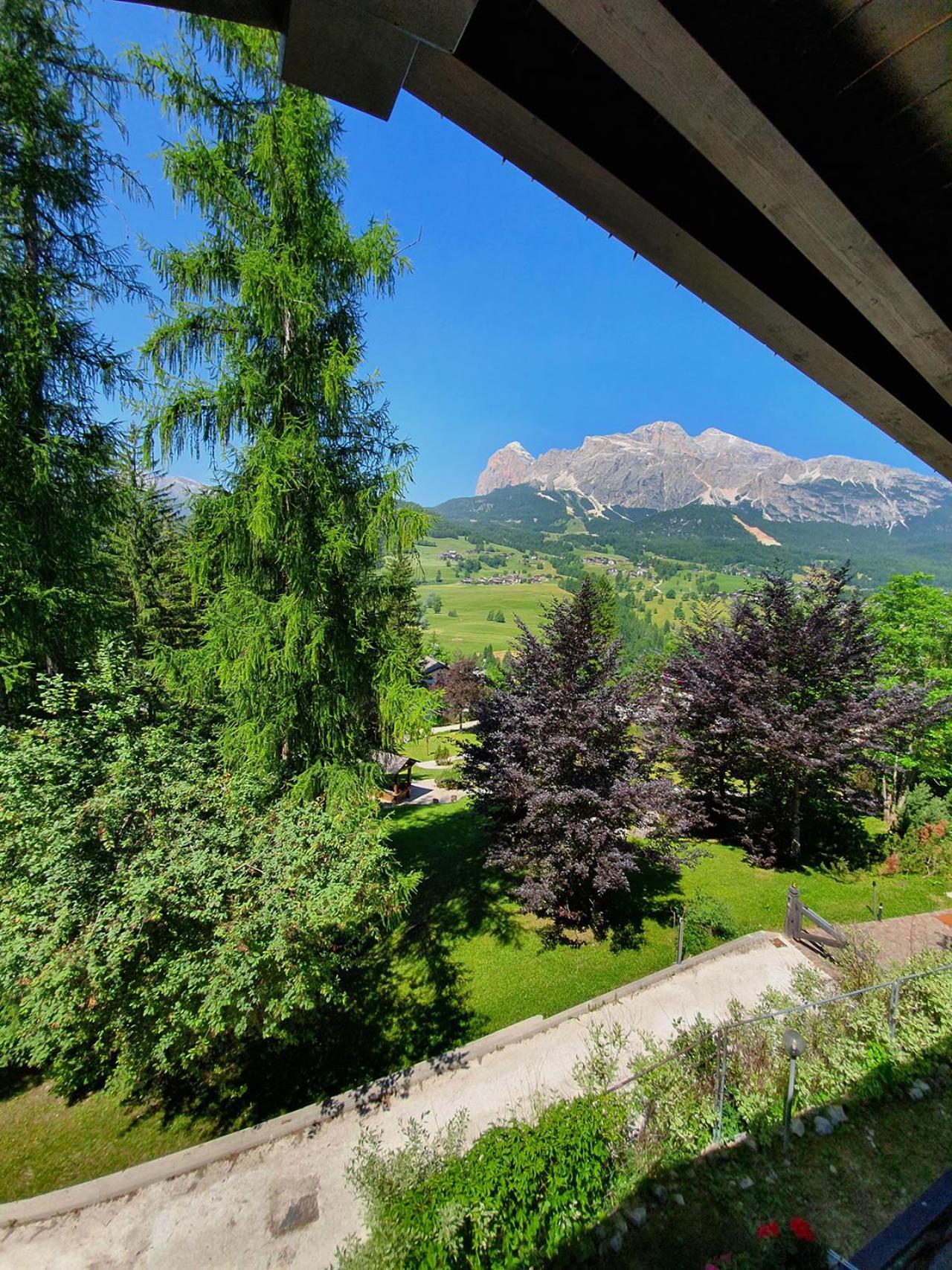 B&B Cristallo Кортина-д'Ампеццо Экстерьер фото